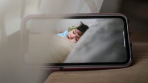 Babysense HDS2 Full HD baby monitor with two PTZ cameras and split-screen display